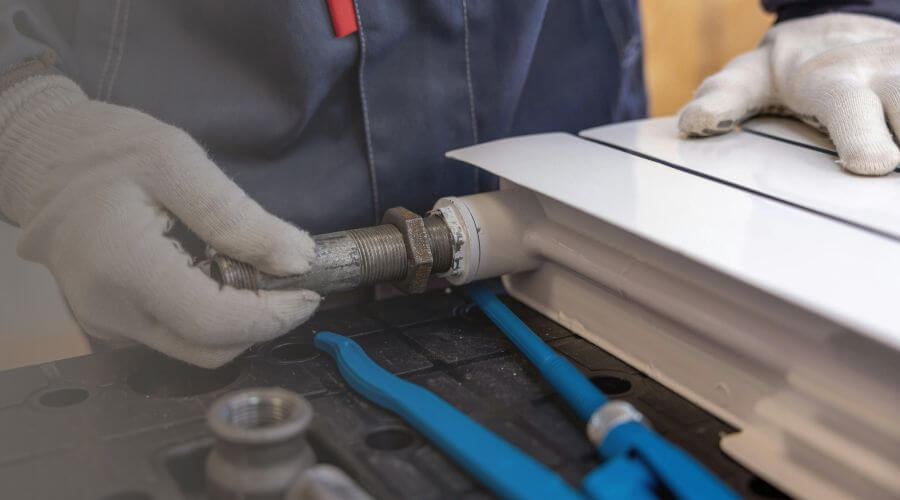 Expert burst pipe repair services in Vacherie, LA